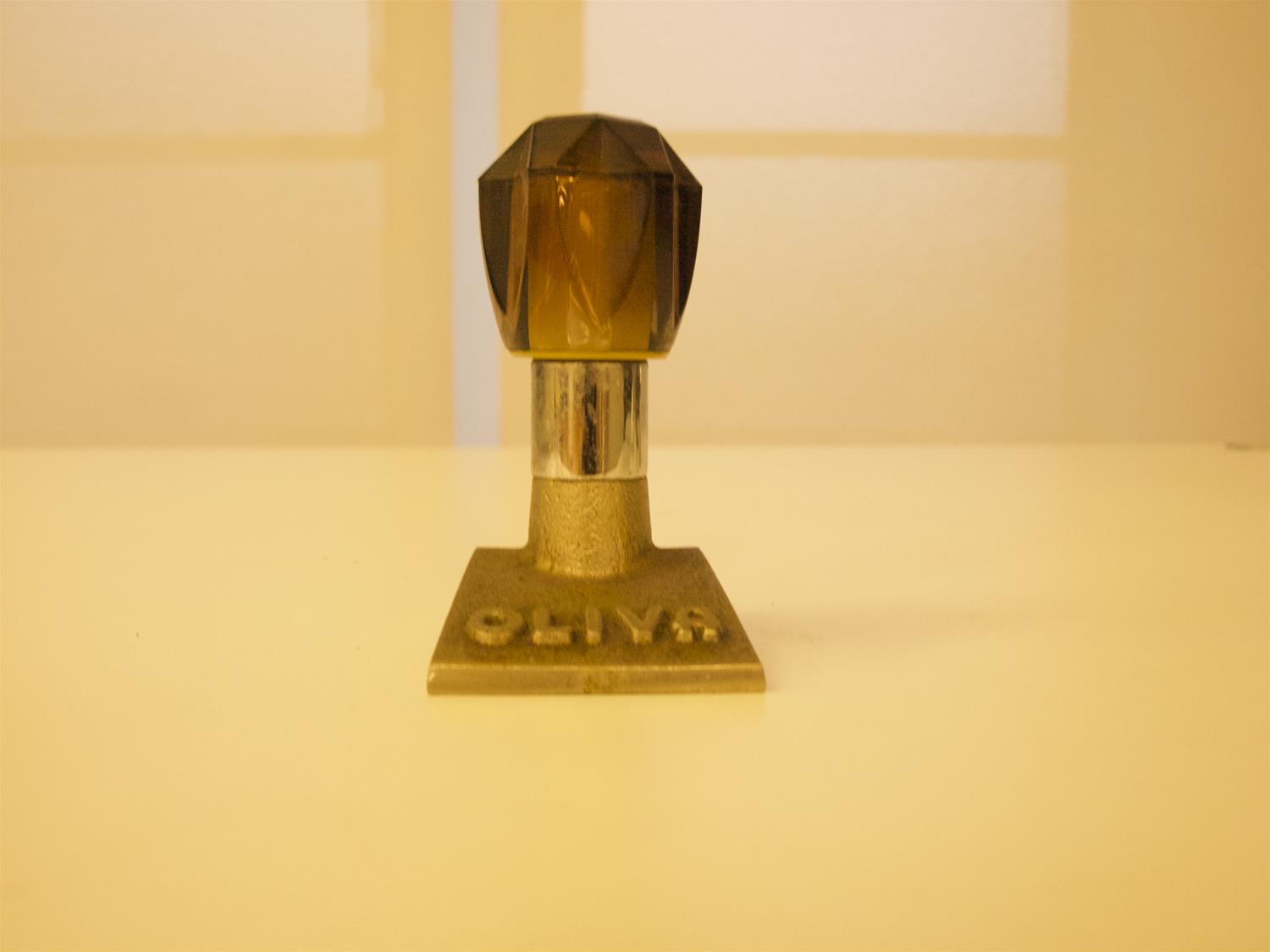 <span><p>Pisa-pap�is Oliva</p></span>