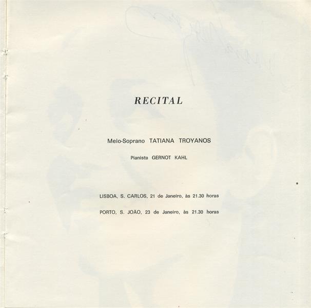 <span><p>Programa de recital no TNSC, 21 janeiro 1975, e no TNSJ, 23 janeiro 1975, com aut�grafo.</p></span>