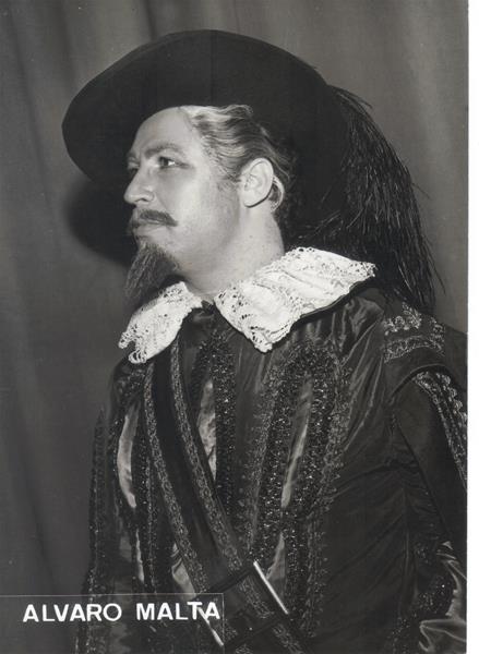 <span><p>�lvaro Malta em "Os Puritanos da Esc�cia"</p></span>