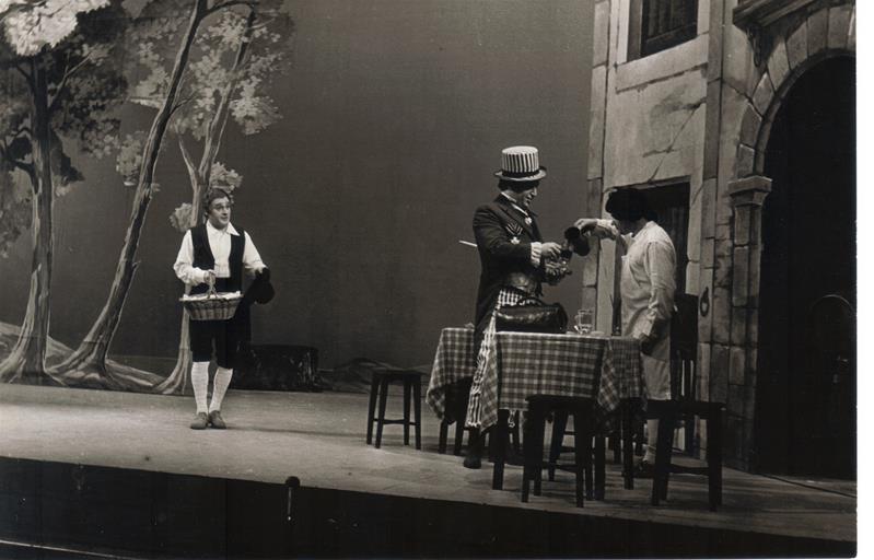 <span><p>�lvaro Malta e Armando Guerreiro em "O Elixir do Amor"</p></span>