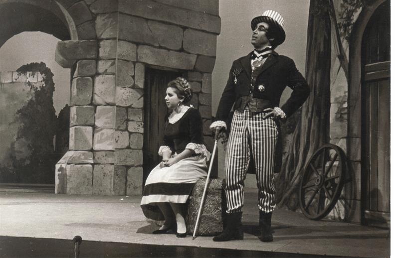 <span><p>�lvaro Malta e Elsa Saque em "O Elixir do Amor"</p></span>