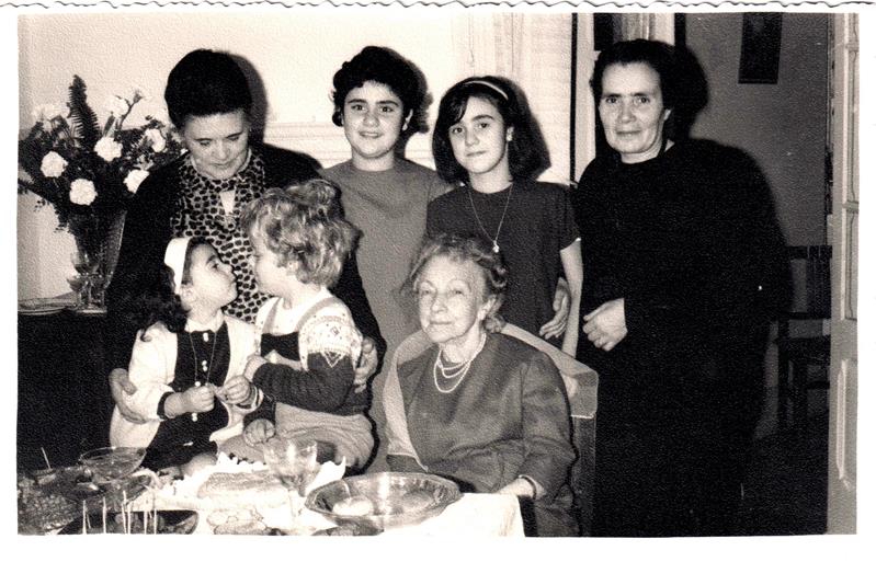 <span><p>Helo�sa Cid e fam�lia</p></span>