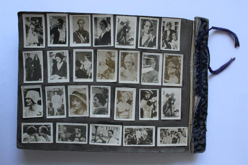 <span><p>�lbum fotogr�fico de Francelina de Barros</p></span>