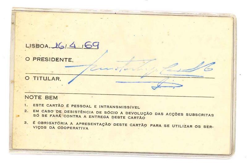 <span><p>Cart�o de identidade de Ant�nio Carlos Costa Cerqueira, da LIVRELCO Cooperativa Livreira de Universit�rios, SCRL, n� 2580, datado de 16 de Abril de 1969.</p></span>