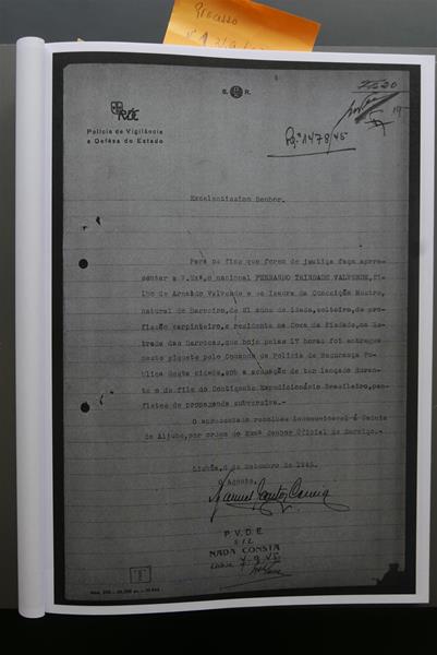 <span><p>Compila��o de documentos sobre o pai, Fernando Valverde (processos da pris�o, 1947 e 1967). Os documentos originais na Torre do Tombo.</p></span>