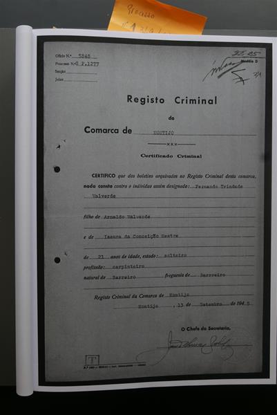 <span><p>Compila��o de documentos sobre o pai, Fernando Valverde (processos da pris�o, 1947 e 1967). Os documentos originais na Torre do Tombo.</p></span>