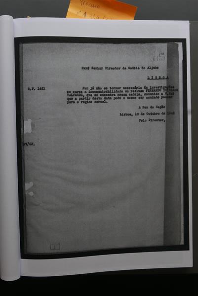 <span><p>Compila��o de documentos sobre o pai, Fernando Valverde (processos da pris�o, 1947 e 1967). Os documentos originais na Torre do Tombo.</p></span>