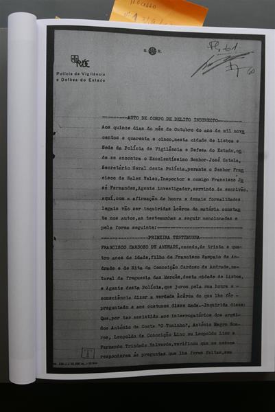 <span><p>Compila��o de documentos sobre o pai, Fernando Valverde (processos da pris�o, 1947 e 1967). Os documentos originais na Torre do Tombo.</p></span>