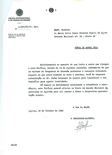 <span><p>V�rios documentos relativos � pris�o e casamento de Adelino Pereira da Silva: ficha individual da PIDE, boletim de casamento e carimbos de apresenta��o de Adelino Pereira Silva e da esposa.</p></span>