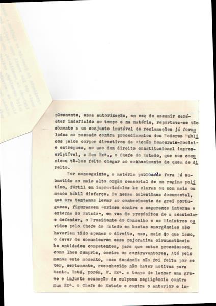<span><p>Duas cartas de Francisco Cunha Leal.
Carta 1: para o Presidente do Conselho, 2 de Janeiro de 1969, 2 p�ginas
Carta 2: para o Secret�rio de Estado da Informa��o e Turismo, 2 de Janeiro de 1969, 4 p�ginas.</p></span>