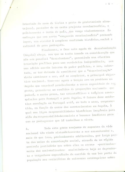 <span><p>Documento dos nove de 7 de Agosto de 1975. Documentos originais. Este documentos tem um despacho assinado por Vargas Cardoso, Secret�rio do Conselho da Revolu��o.</p></span>