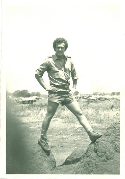 <span><p>Conjunto de fotografias e postais</p></span>