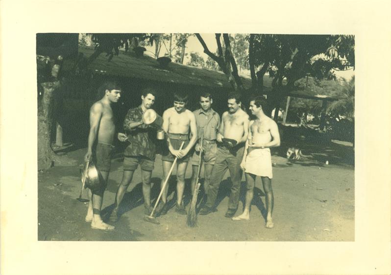 <span><p>Conjunto de fotografias da Guerra Colonial</p></span>
