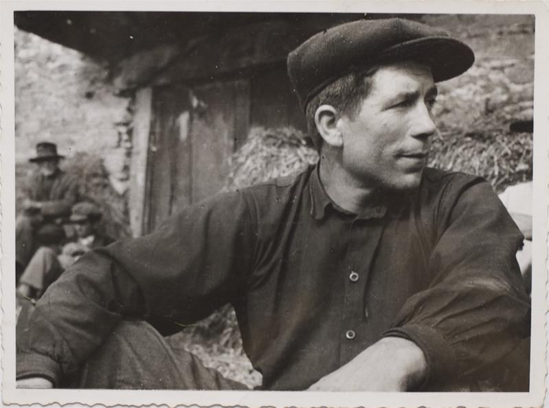 <span><p>Conjunto de fotografias dos pais de Domingos Ant�nio Fernandes</p></span>