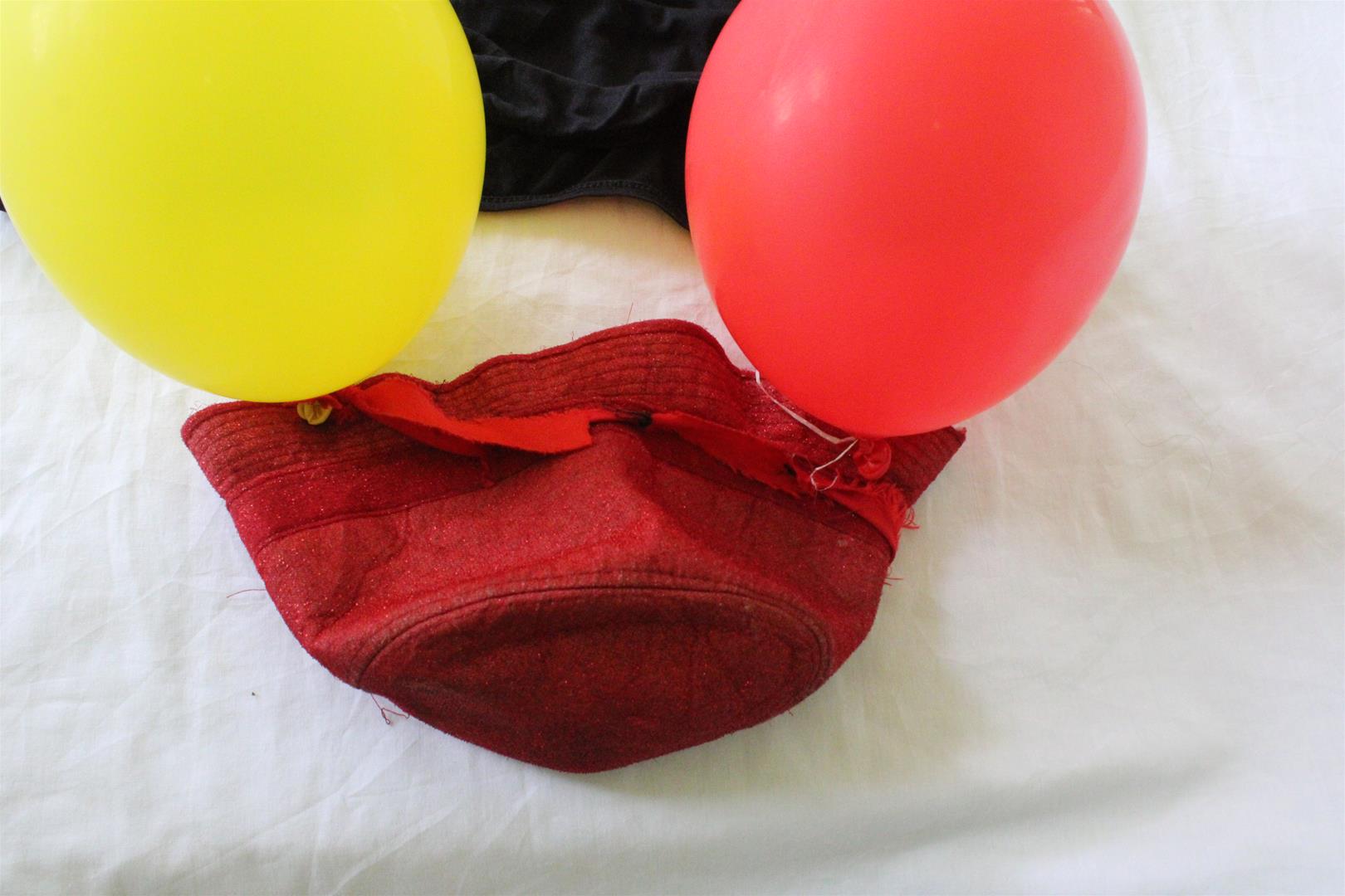 <span><p>Traje da Marcha de S�o Jo�o.</p></span>