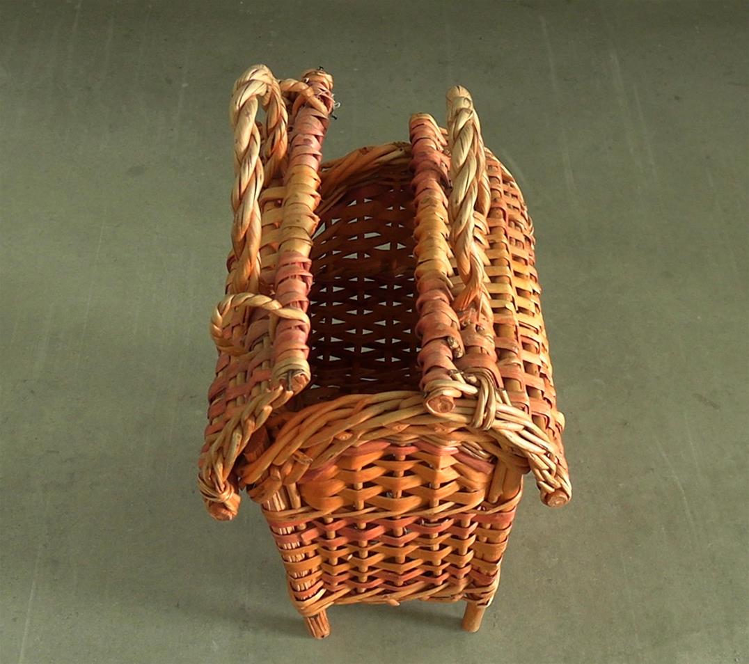 <span><p>Maleta em vime</p></span>