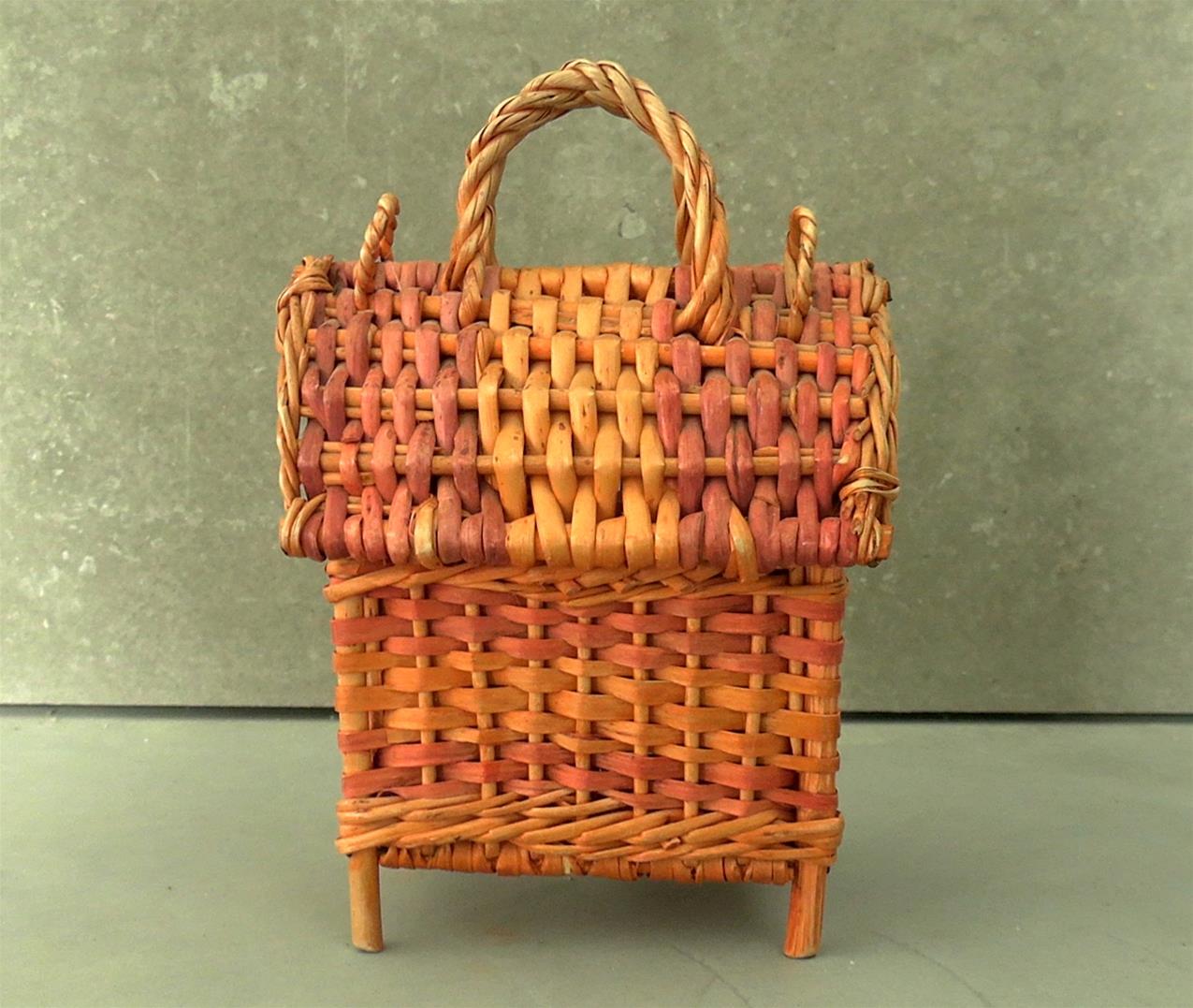 <span><p>Maleta em vime</p></span>