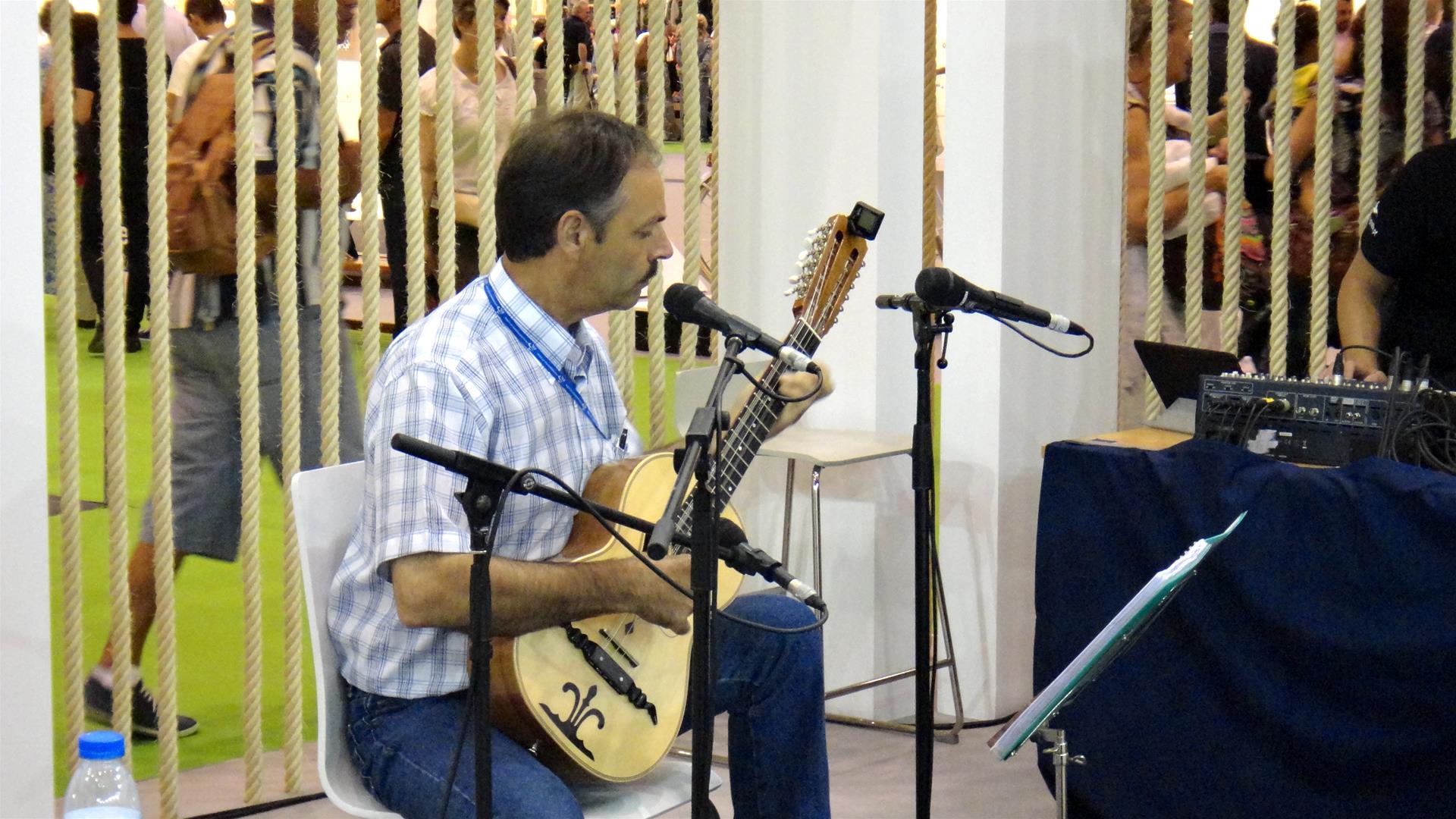 <span><p>Stand  Dos A�ores (Feira de Internacional do Artesanato 2015)</p></span>