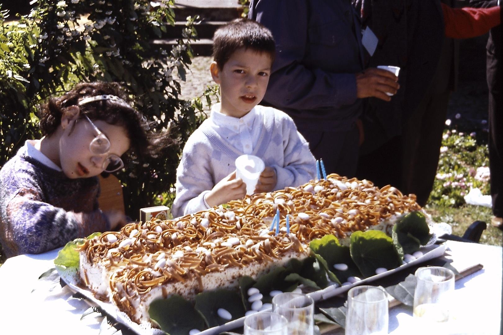 <span><p>Celebra��o dos sessenta anos do mestre Jos� Sousa como funcion�rio de Serralves</p></span>