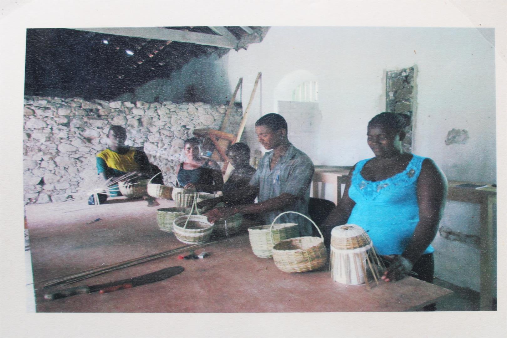 <span><p>Cestaria e utens�lios em folha de palmeira</p></span>