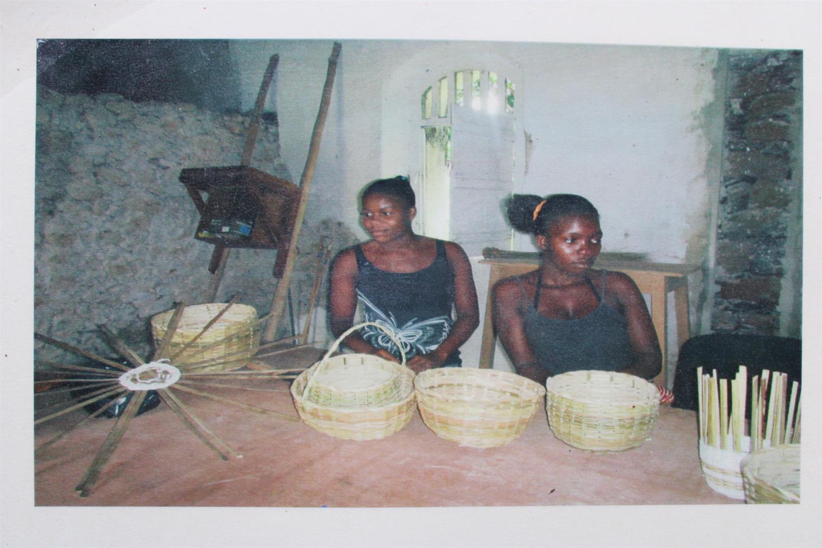 <span><p>Cestaria e utens�lios em folha de palmeira</p></span>