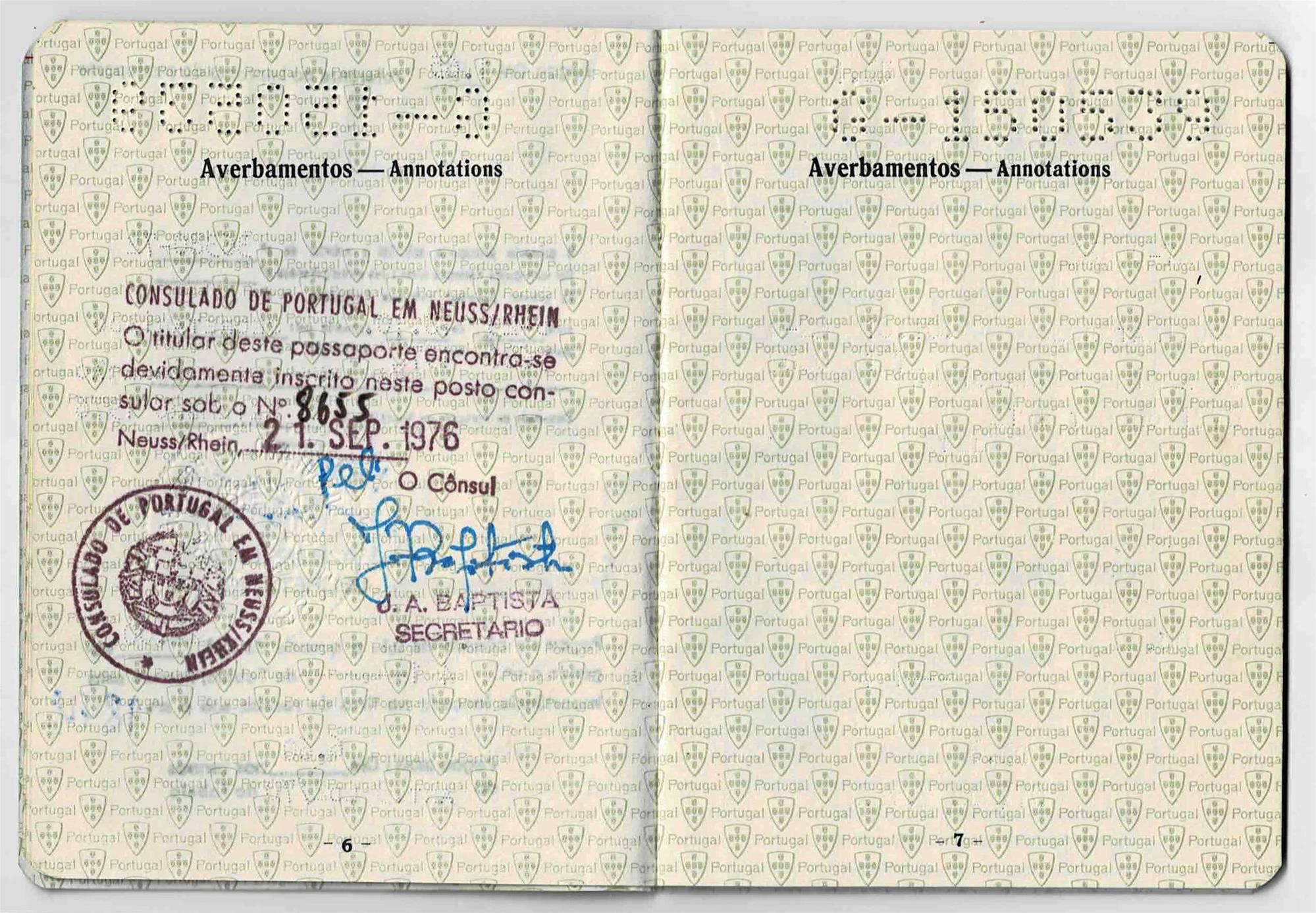 <span><p>Passaporte emitido pelo Consulado de Portugal em Neuss/Rhein, a 21 de outubro de 1976, v�lido at� 20 setembro 1980. Validade do anterior terminou e este teve que ser emitido pelo consulado de Portugal na Alemanha.</p></span>
