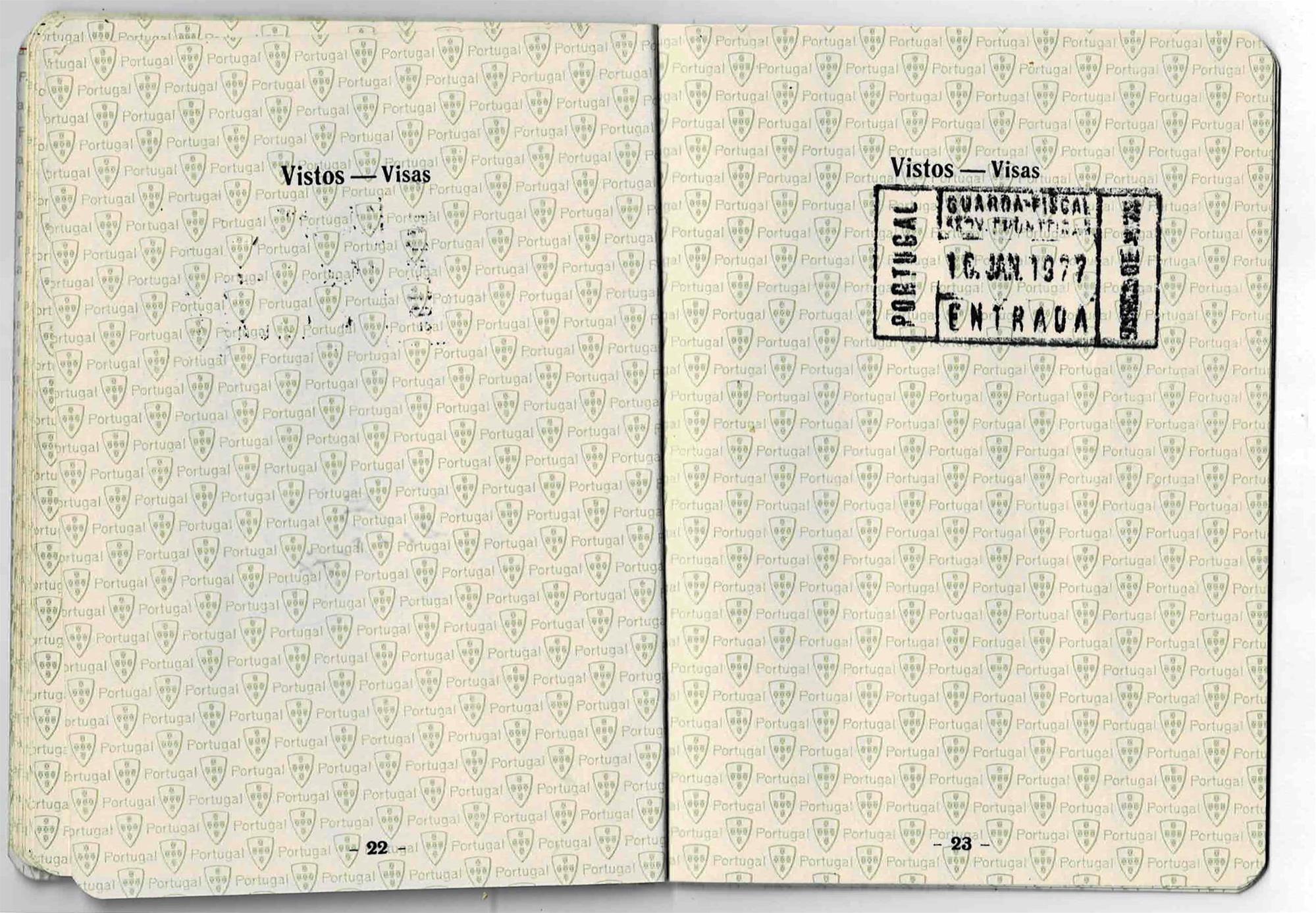 <span><p>Passaporte emitido pelo Consulado de Portugal em Neuss/Rhein, a 21 de outubro de 1976, v�lido at� 20 setembro 1980. Validade do anterior terminou e este teve que ser emitido pelo consulado de Portugal na Alemanha.</p></span>