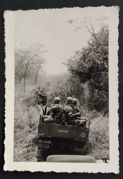 <span><p>Militares paraquedistas portugueses em opera��es, Angola, c. 1961-1962</p></span>