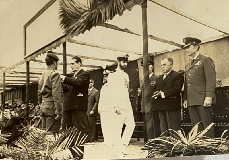 <span><p>Condecora��o do combatente Jo�o Toste, Angra do Hero�smo, Ilha Terceira, A�ores, 1971</p></span>